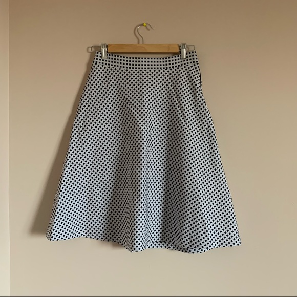 Midi A-line skirt, mini polka dot pattern - Picture 2 of 3